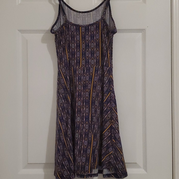 Summer dress - Picture 2 of 4